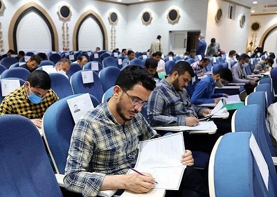 مرحله اول هفدهمین دوره ارزیابی و اعطای مدرک به حافظان قرآن کریم