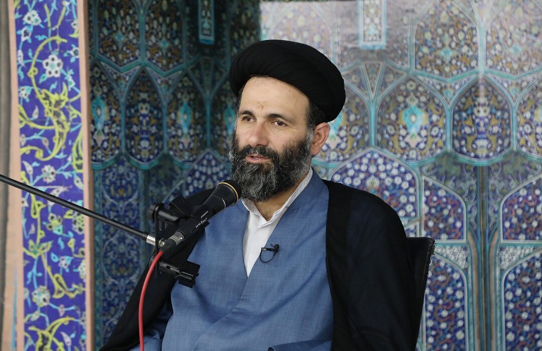 تجلی نگاه امامین انقلاب اسلامی در مسجد جامعه پرداز تجلی نگاه امامین انقلاب اسلامی در مسجد جامعه پرداز