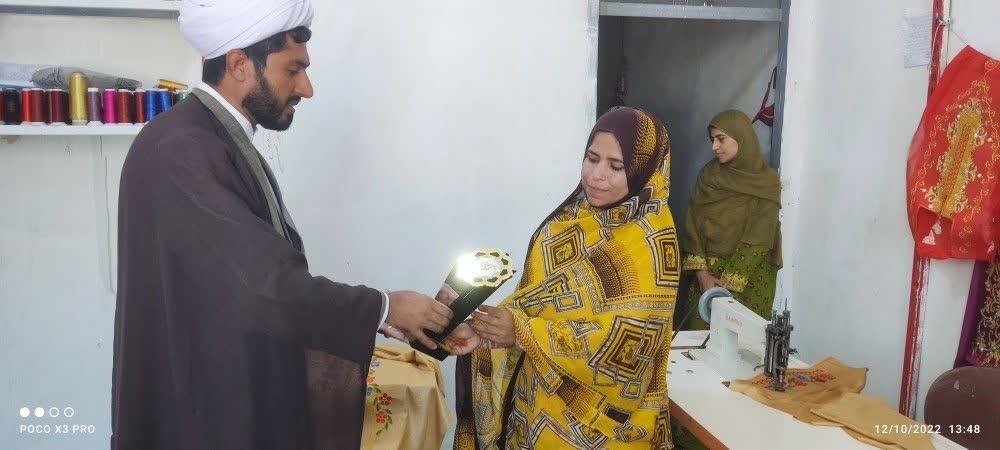 تقدیراز بانوان کار آفرین اهل سنت استان هرمزگان تقدیراز بانوان کار آفرین اهل سنت استان هرمزگان