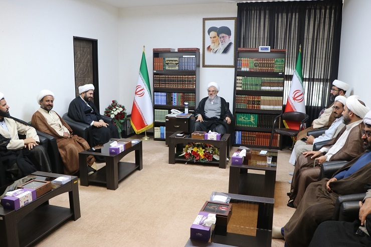 دیدار مدیران کل استان‌های تلفیقی سازمان تبلیغات اسلامی با امام جمعه بندرعباس