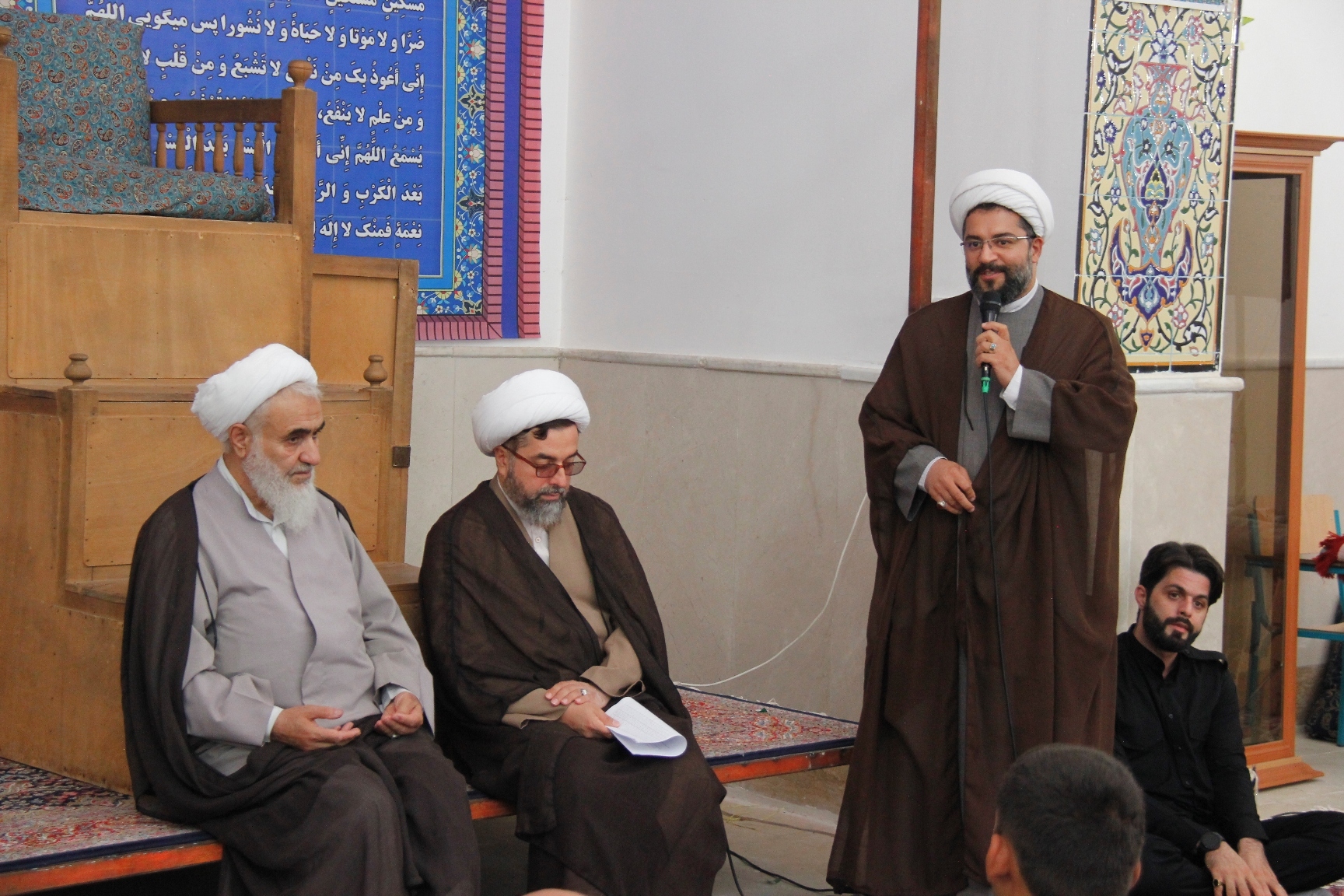 بازدید مدیرکل تبلیغات اسلامی قزوین از فعالیت امام محله مهرگان