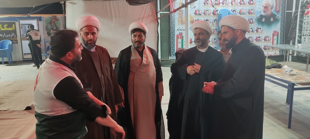 بازدید مدیر کل تبلیغات اسلامی اصفهان از موکب های مسیر زائران کربلا در غرب استان