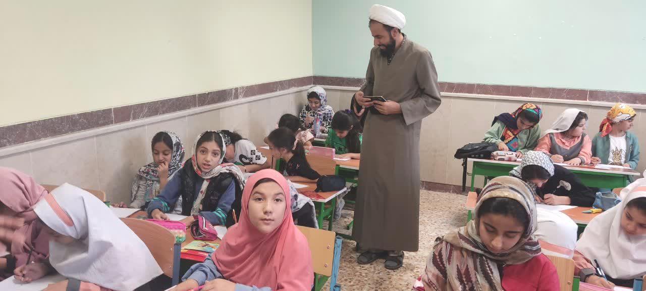 ایستگاه هنری با موضوع شهادت و در حمایت از کودکان غزه در ملکشاهی برپا شد