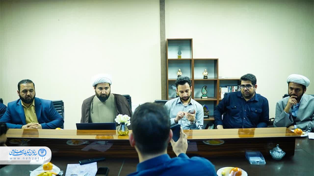 دورهمی فعالان هنر و رسانه با موضوع «وعده صادق»