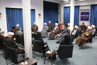 دیدار کارکنان اداره کل تبلیغات اسلامی استان با امام جمعه قزوین