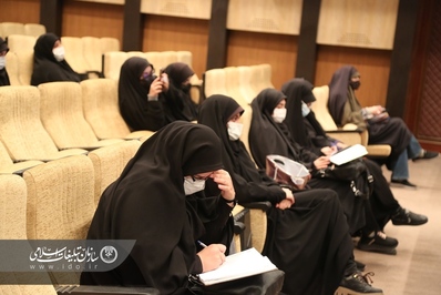 نشست تخصصی جهاد تبیین محورها و راهکارها در شهرکرد برگزار شد