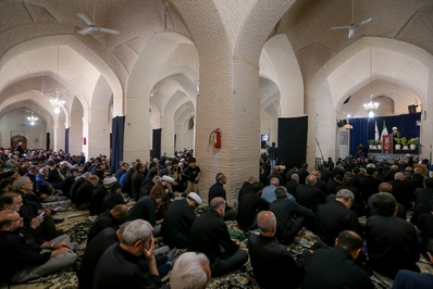 نماز ظهر عاشورای حسینی (ع) در قزوین