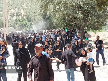 عزاداری پرشور روستاییان مناطق سخت گذر خوزستان در روز عاشورا
