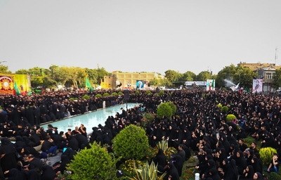 اجتماع مردمی «یوم‌الحسین (ع)» در اصفهان برگزار شد