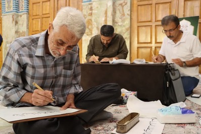 کتابت آیاتی از کلام وحی در محکومیت هتک حرمت قرآن در رشت انجام شد