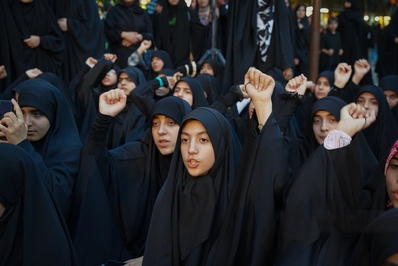 اجتماع دختران دهه هشتادی در اصفهان