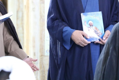 تجلیل نویسنده کتاب «از تبار صالحان»