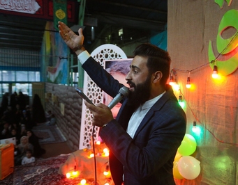 ادای احترام بانوان اصفهانی به سردار شهید حاج قاسم سلیمانی