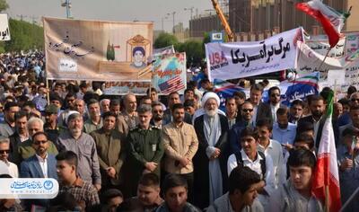 حضور دانش آموزان صدرا در راهپیمایی ۱۳ آبان