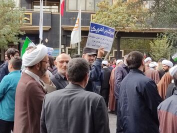 راهپیمایی یوم الله ۱۳ آبان در تبریز