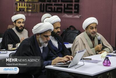 نشست هم اندیشی فعالان فرهنگی با قائم مقام سازمان تبلیغات اسلامی