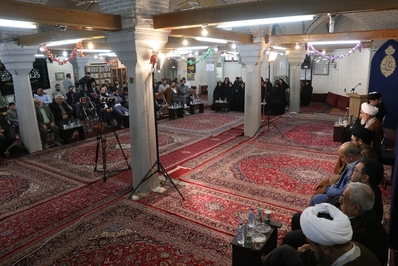 دیدار جمعی از شعرا و مداحان اهل بیت (ع) با امام جمعه قزوین