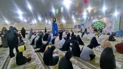 برگزاری محفل انس با قرآن کریم در شهرستان ملکشاهی با حضور معتکفین