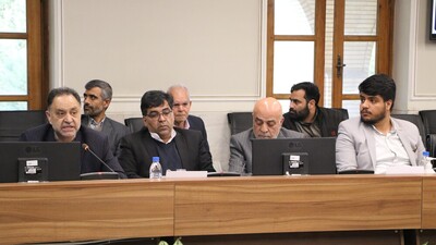 نشست استاندار اصفهان با جمعی از مسؤلان هیئات مذهبی و ذاکران اهل بیت(ع)