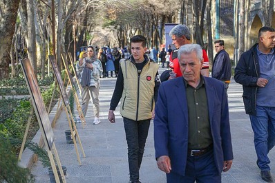 معرفی پویش «زندگی با آیه‌ها» در چهارباغ اصفهان برگزار شد