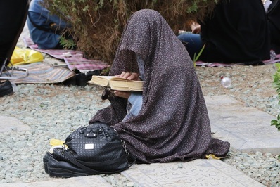 همزمان با سراسر کشور مراسم پر فیض دعای عرفه در گلستان شهدای اصفهان برگزار شد