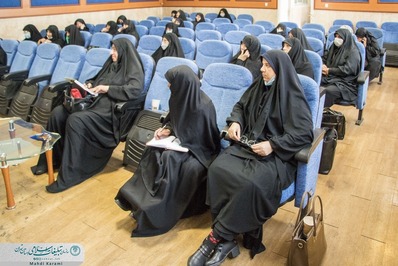 برگزاری جلسه تخصصی جهاد تبیین با موضوع «نقش مبلغات دینی؛ جنگ روایت‌ها»