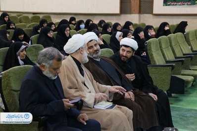 همایش مبلغه‌های اعزامی به موسم اربعین با سخنرانی حجت الاسلام فوقی مدیر کل تبلیغات اسلامی اصفهان برگزار شد.