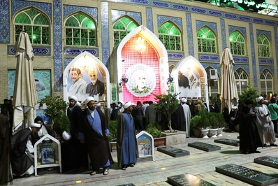 حضور مدیرکل و رؤسای تبلیغات اسلامی استان اصفهان در گلستان شهدای کرمان