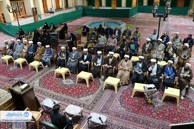 نشست و گفتگوی صمیمی دانشجویان و فعالان و مؤثرین فرهنگی  استان اصفهان با رئيس سازمان تبلیغات اسلامی