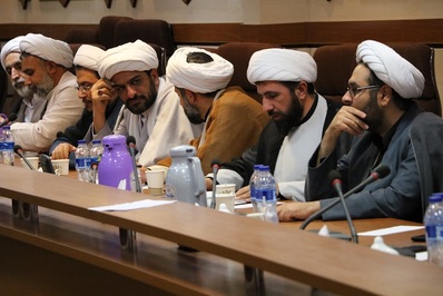 نشست «هم اندیشی روحانیون فعال در جذب جوانان به مسجد» برگزار شد