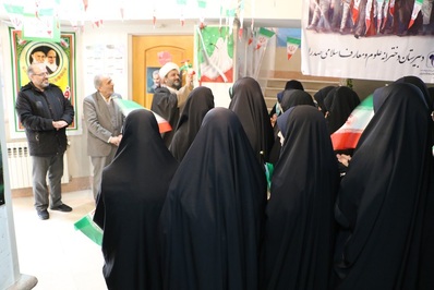 زنگ انقلاب در مدرسه علوم و معارف صدرا نواخته شد