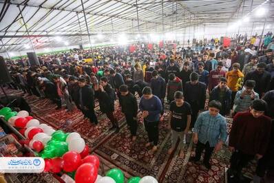 جلوه‌های بندگی نوجوانان در روز پایانی مراسم اعتکاف در اصفهان
