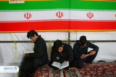جلوه‌های بندگی نوجوانان در روز پایانی مراسم اعتکاف در اصفهان