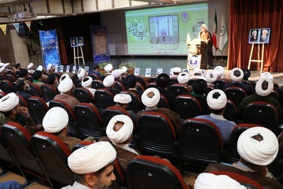 همایش مهدی یاوران با حضور امامان محله، ائمه جماعات و مبلغین شاخص