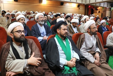 همایش مهدی یاوران با حضور امامان محله، ائمه جماعات و مبلغین شاخص