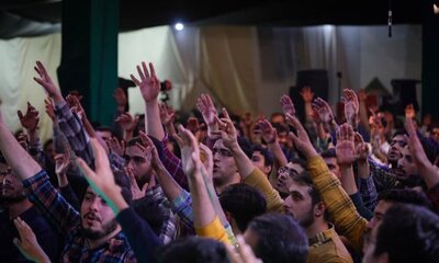 جشن میلاد امام زمان(عج) در هیئت انصارالحسین اصفهان