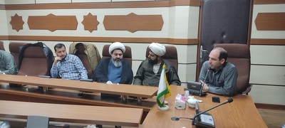 نشست صمیمی مدیرکل با طلاب فعال فضای مجازی
