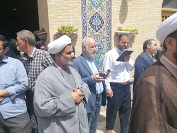 تشییع پیکر آیت‌الله حاج میرزا محمدتقی مجلسی‌ اصفهانی