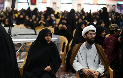 بیعت بانوان اصفهانی با ولایت در سالروز قیام پانزده خرداد ۱۳۴۲