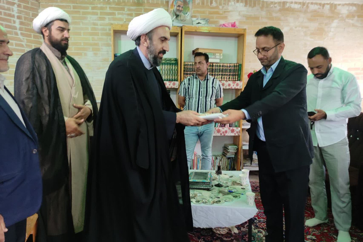 بازدید مدیرکل تبلیغات اسلامی استان ایلام از کانون های فرهنگی، تبلیغی شهر ایلام