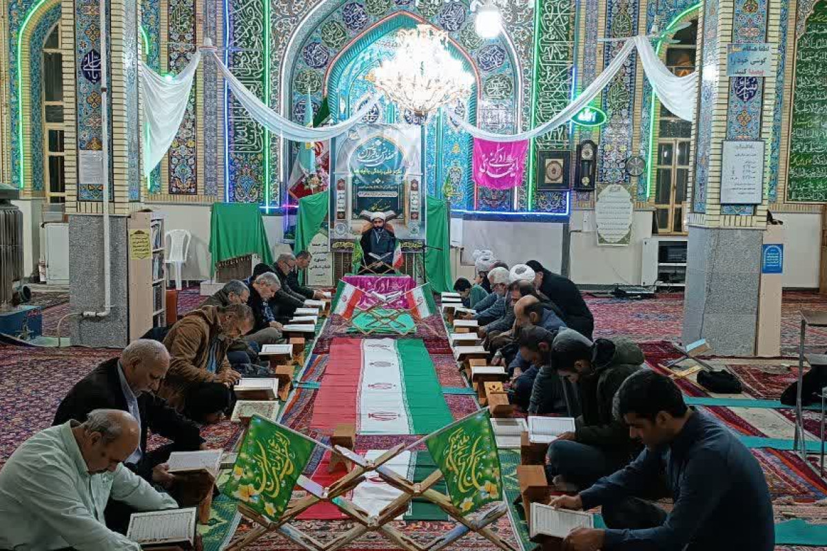 برگزاری محفل انس با قرآن(زندگی با آیه ها)درشهرستان کنگاور