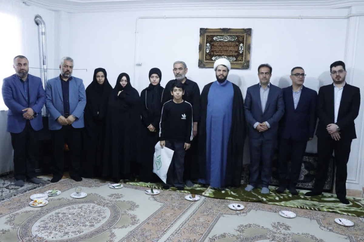 دیدار با خانواده شهید رضا قبادی