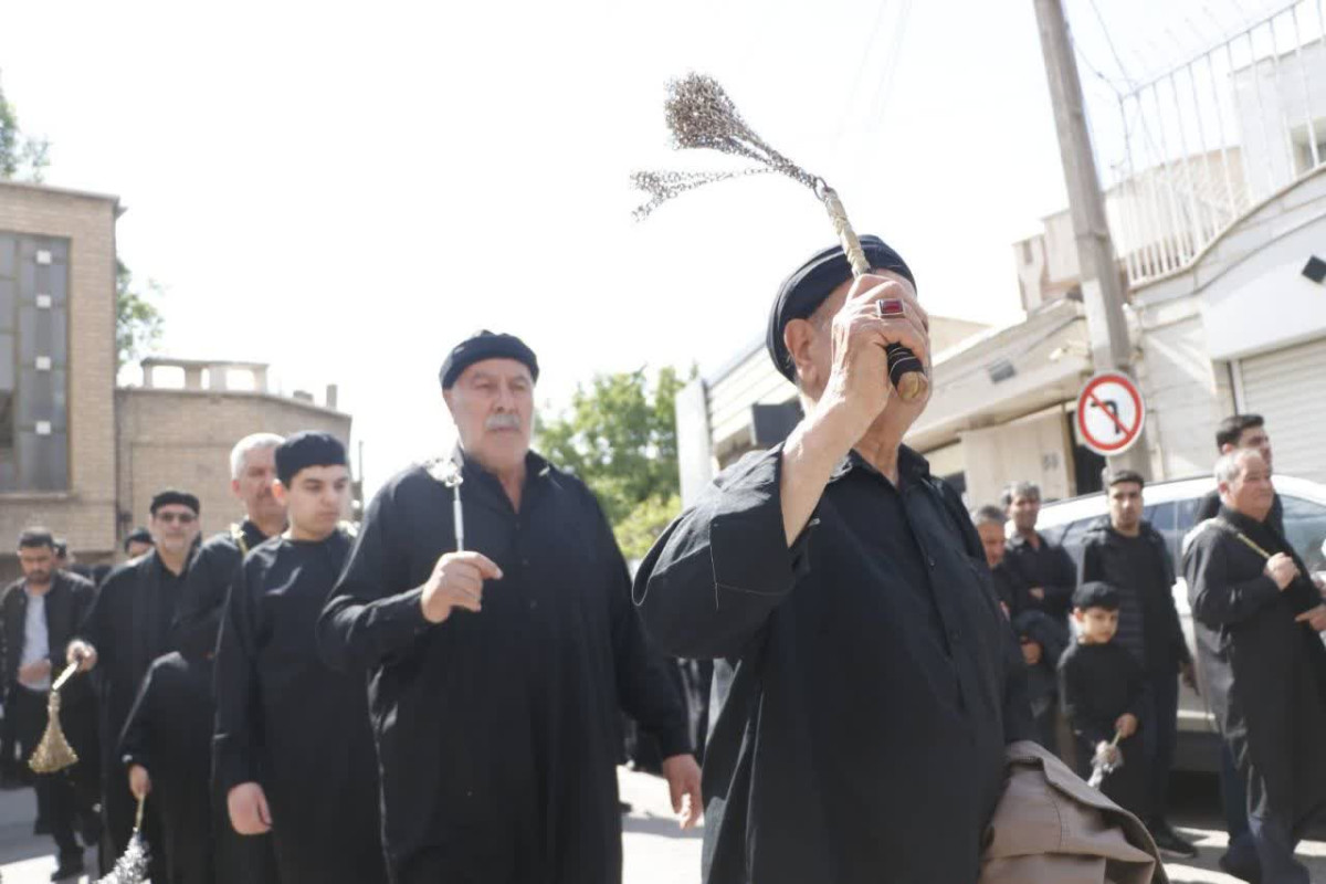 دسته عزاداری محله عالی قاپو(دروازه) در سالروز شهادت مسلم بن عقیل (ع)
