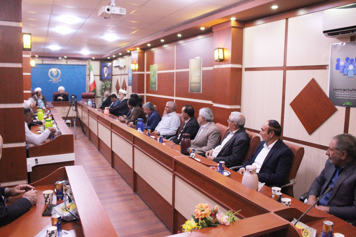 نشست صمیمی با بزرگان ایل خزل