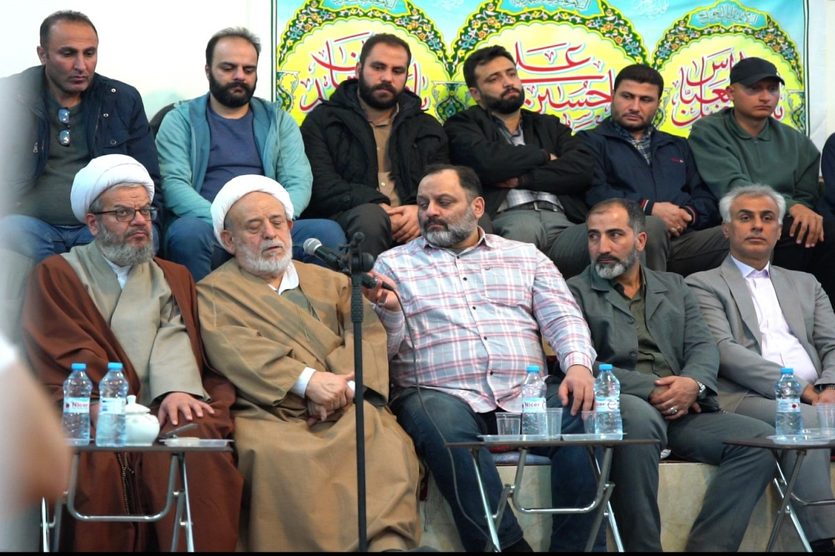 تجلیل باشکوه از شیخ حسین انصاریان در هیات امامین جوادین دامغان