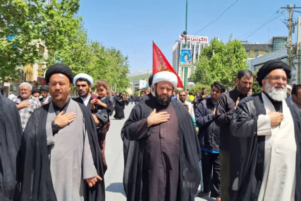 مراسم دسته روی شهادت امام صادق ع در یاسوج برگزار شد