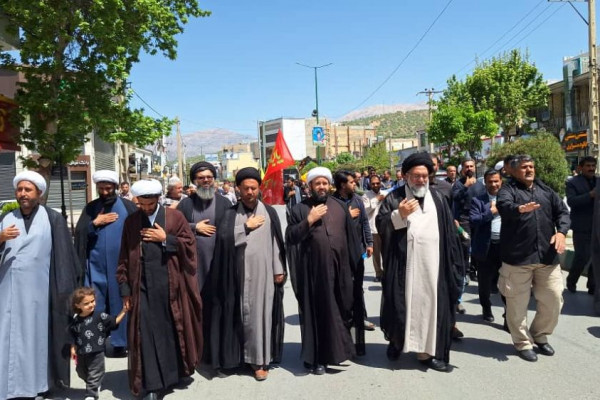 مراسم دسته روی شهادت امام صادق ع در یاسوج برگزار شد