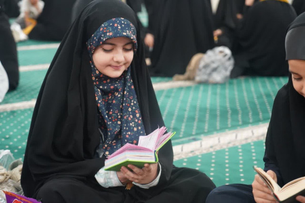 آدینه قرآنی و اجتماع بزرگ حافظان سوره مبارکه جمعه  برگزار شد