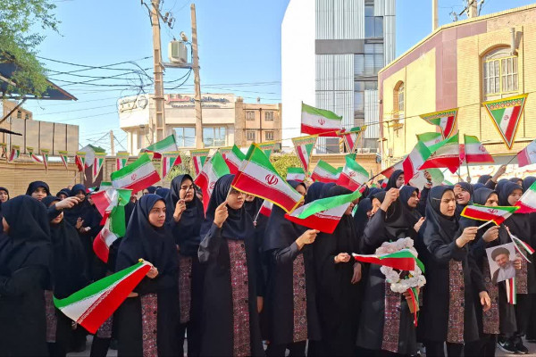 مدرسه دخترانه صدرا دزفول به استقبال سال تحصیلی جدید رفت