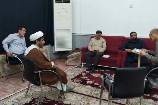 حرکت دستجات عزاداری برازجان به سمت میدان حافظ